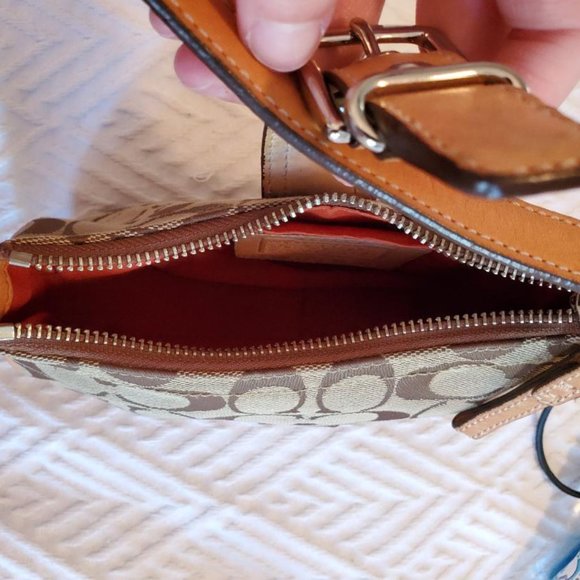 AUTHETIC COACH SHOULDER BAG - Picture 2 of 11